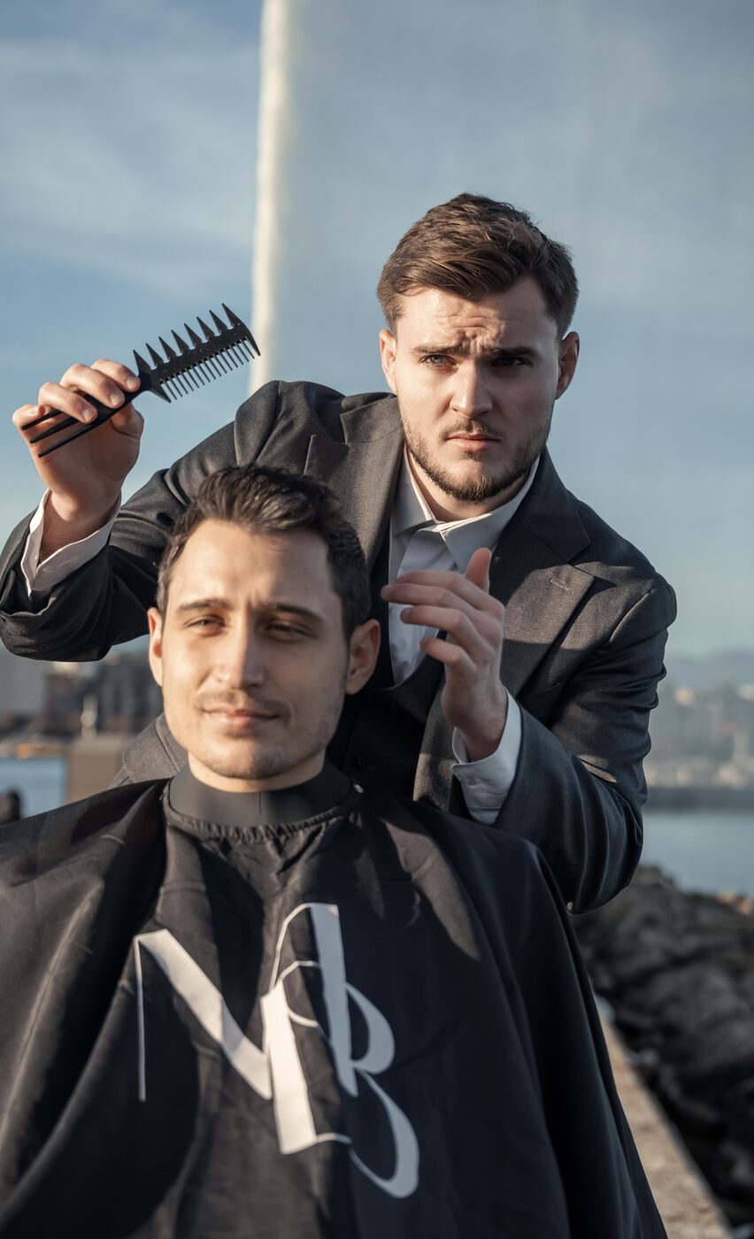 MB, coiffeur privé, au travail face au jet d'eau de Genève